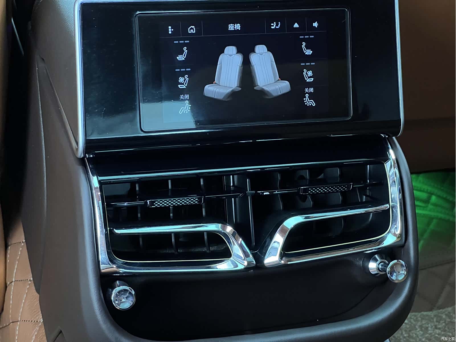 Bentley Flying Spur, 2022 17