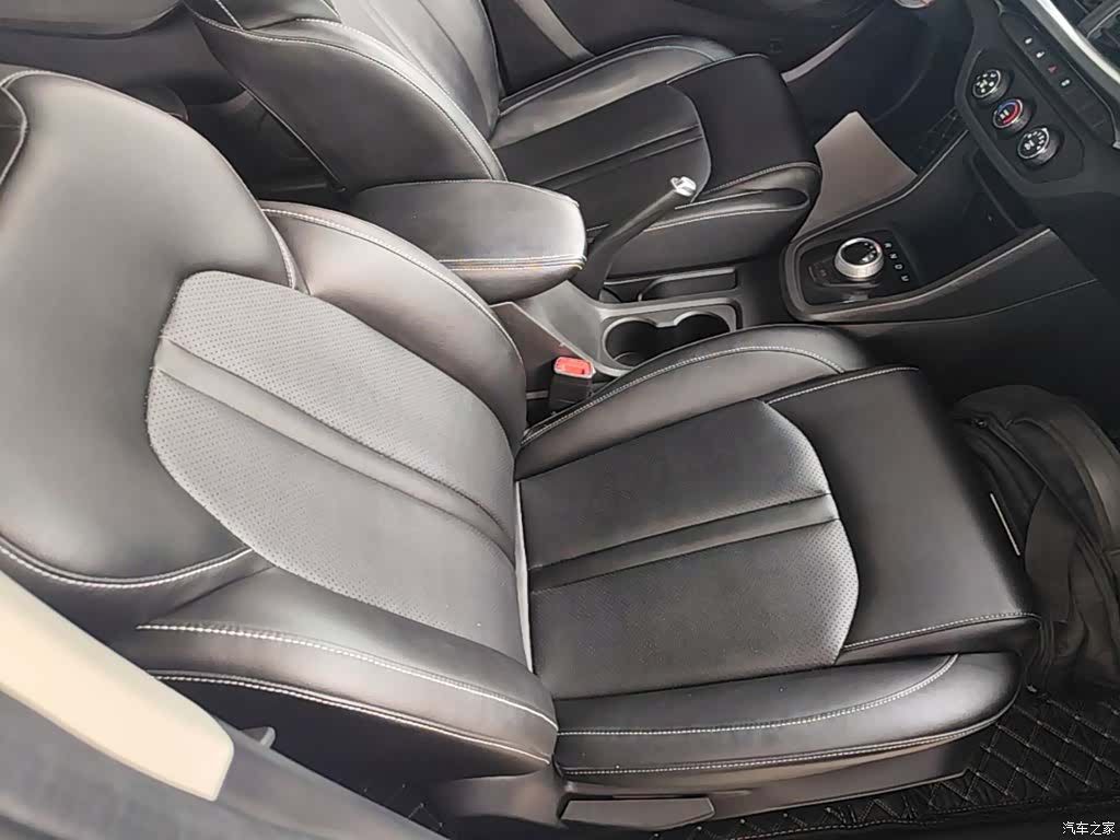 Wuling 360, 2018 25