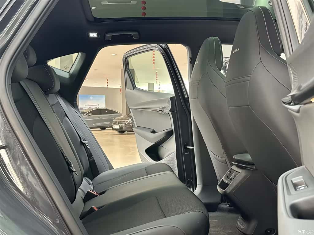 Volkswagen 06, 2025 14