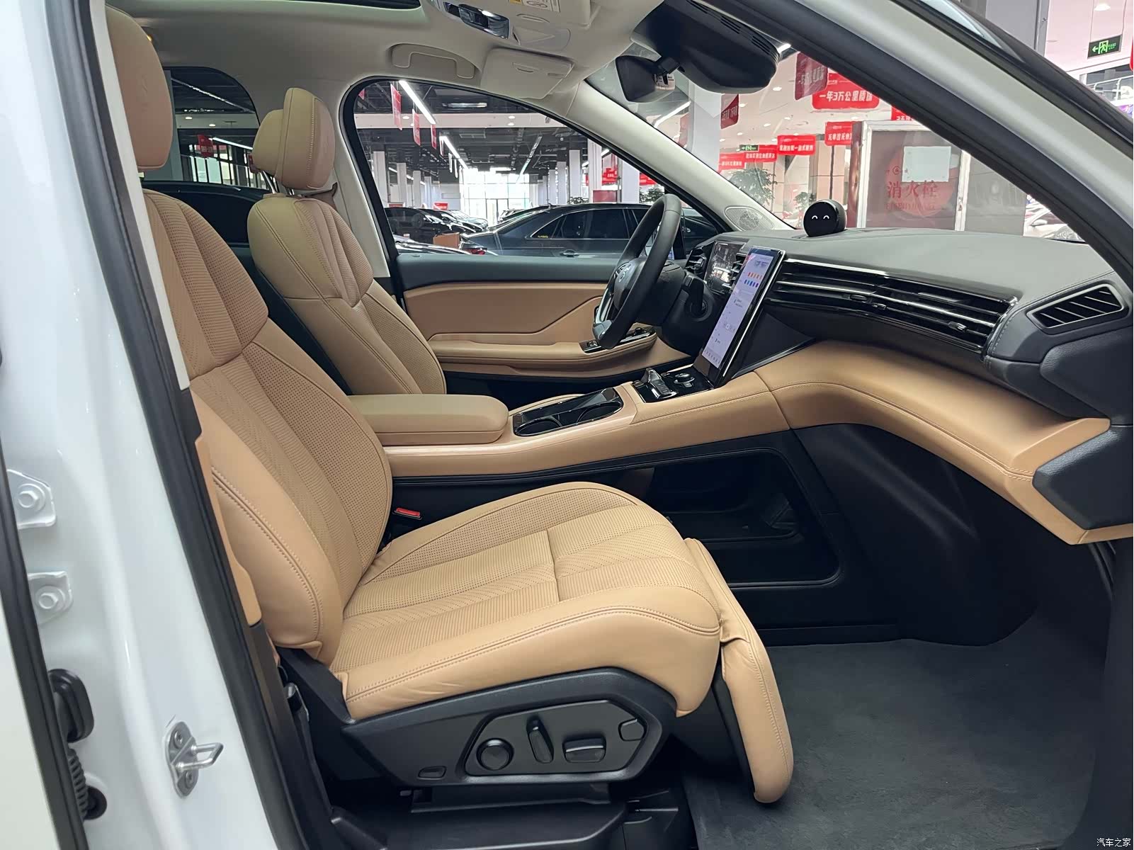 NIO ES8, 2018 10