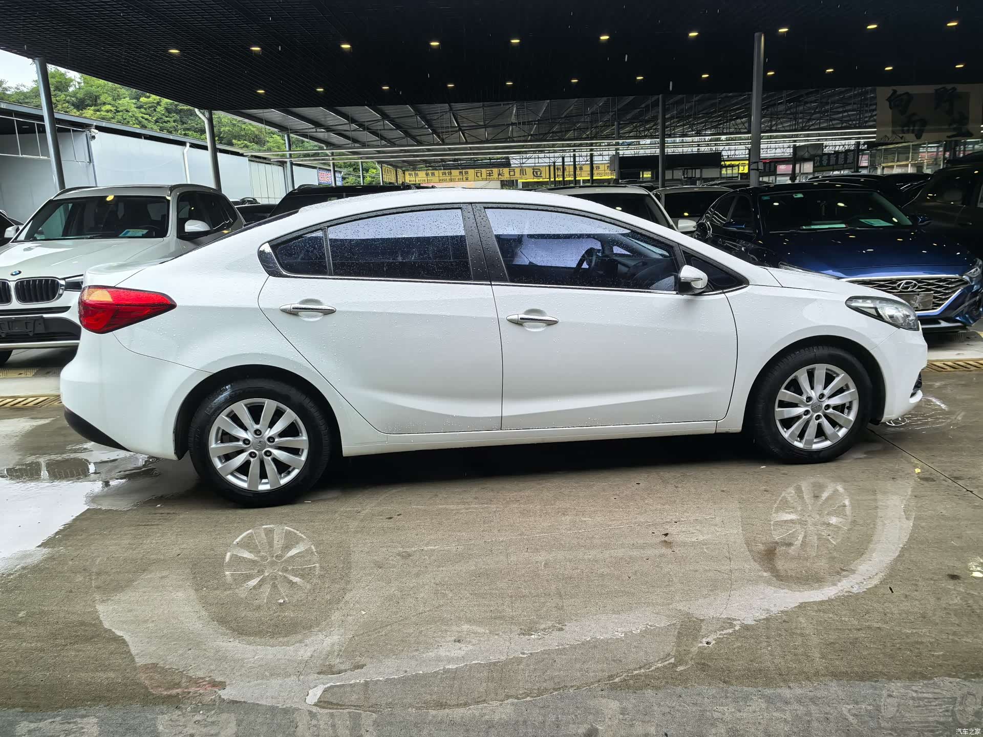 Kia K3, 2013 12