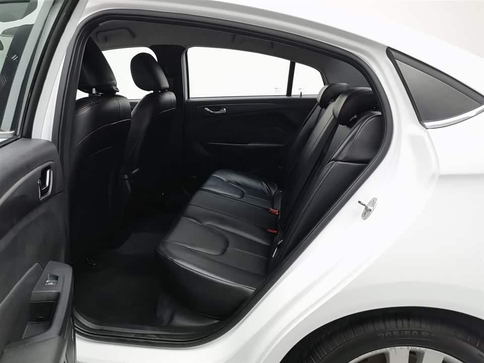 Chery Arrizo 5 Chery Arrizo 5