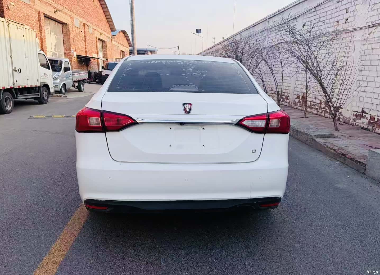 Roewe 360, 2015 все фото