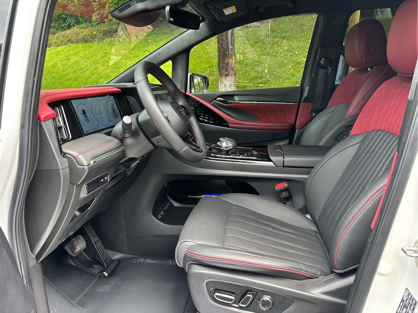 Trumpchi M8, 2023 8