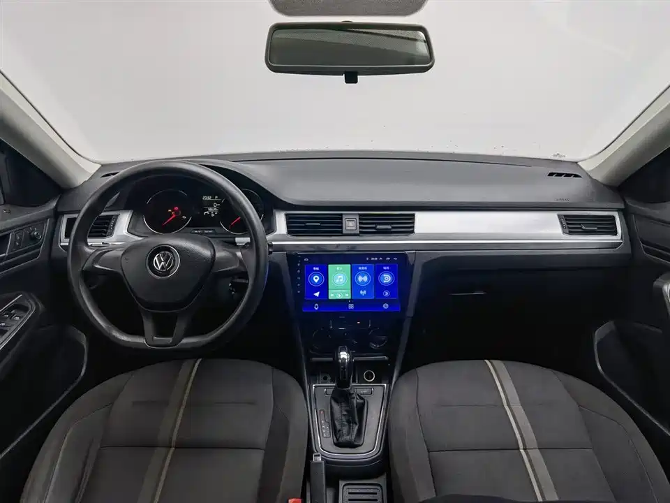 Volkswagen C-TREK Wei Collar