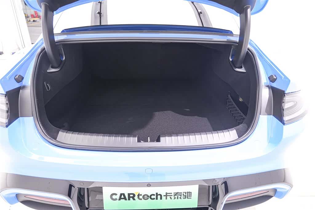 Xiaomi SU7, 2026 14