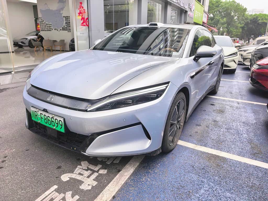 BYD Han L 2025 DM-i 200KM Flagship