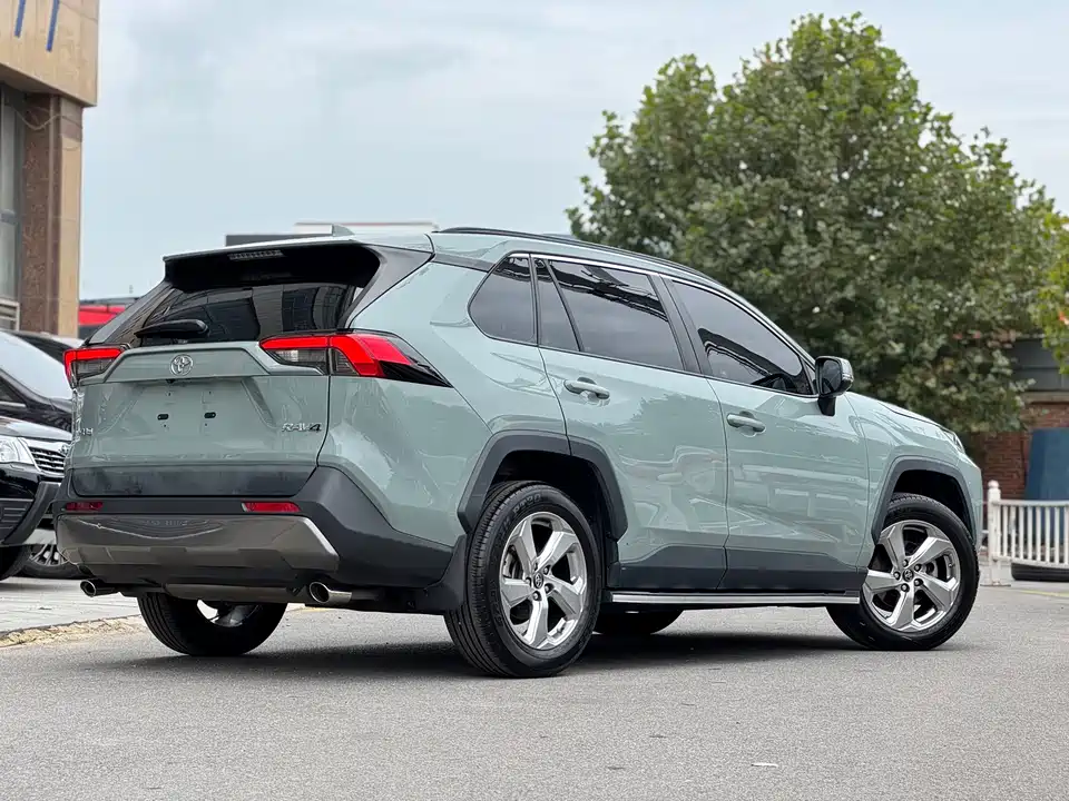 Toyota RAV4 Rongfang