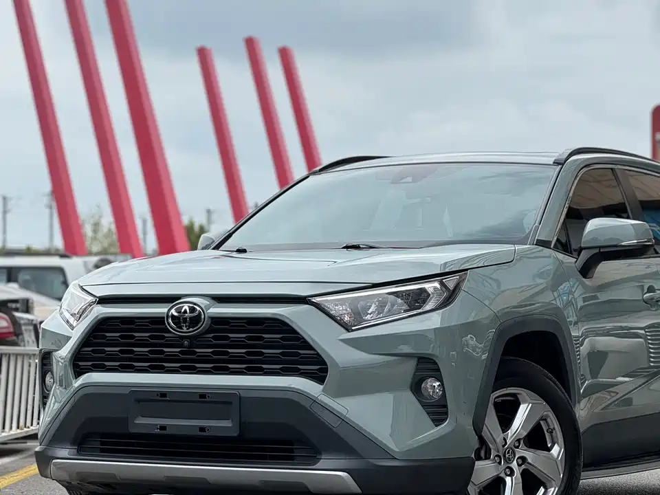 Toyota RAV4 Rongfang