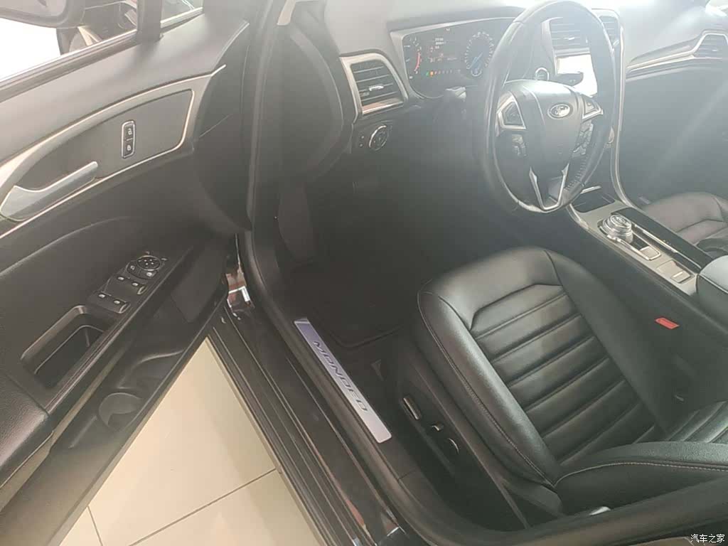 Ford Mondeo, 2020 12
