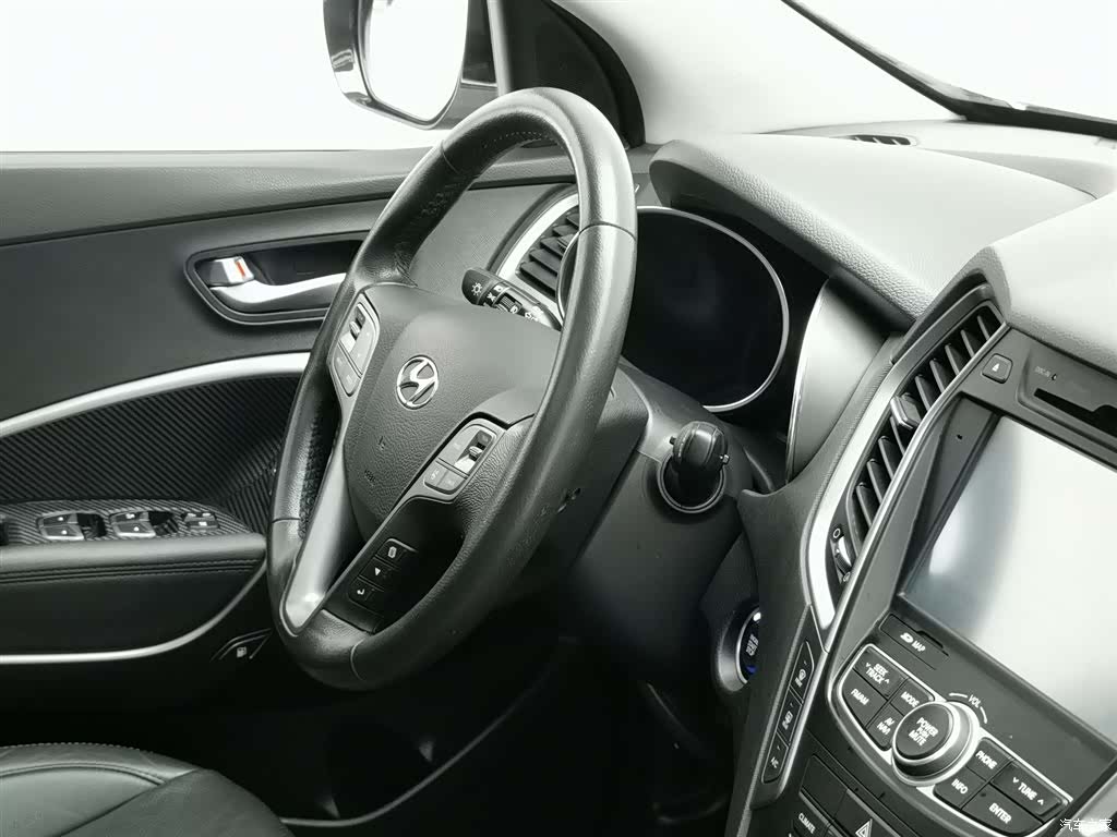 Hyundai Santa Fe, 2016 22