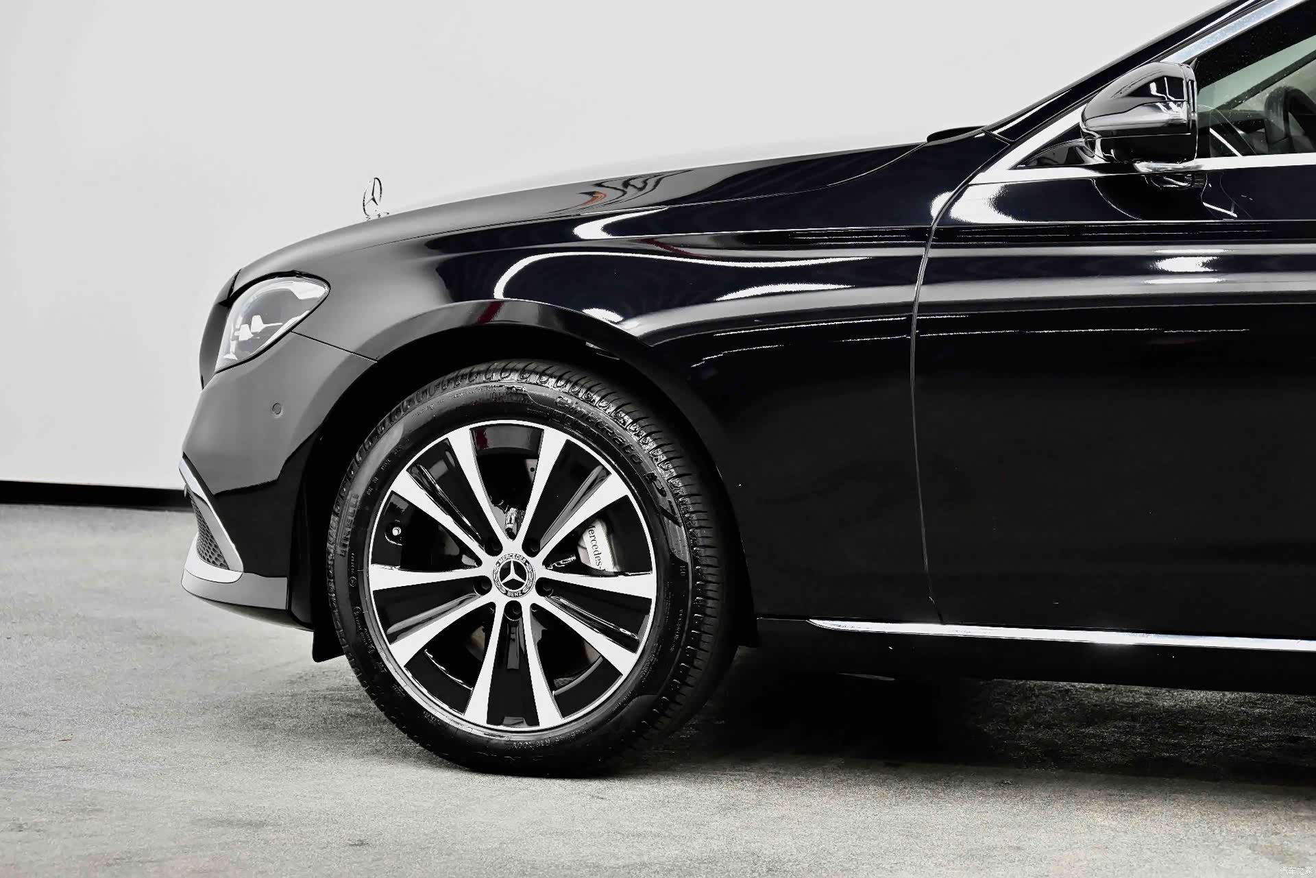 Mercedes-Benz E-Class, 2022 17