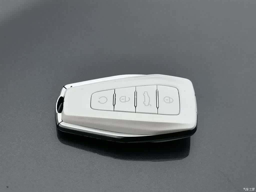 Geely Preface, 2024 19