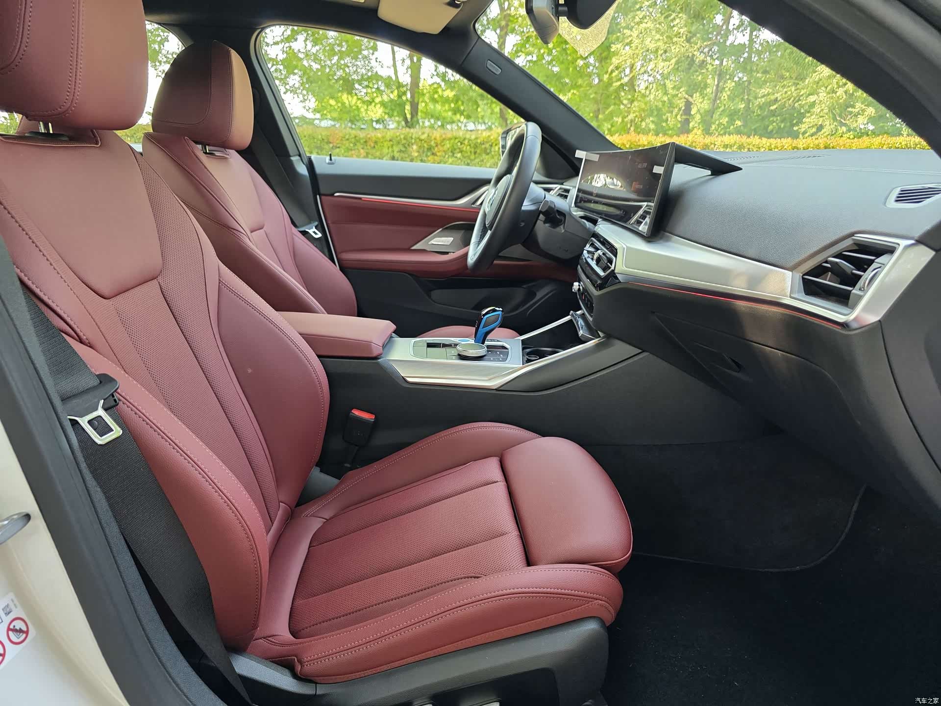 BMW i4, 2026 7