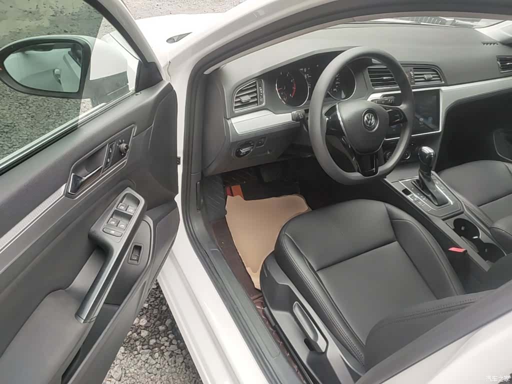 Volkswagen Lamando, 2018 16