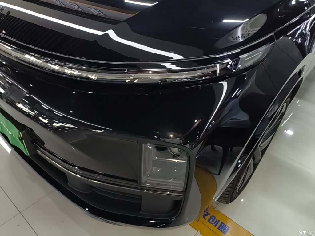 Li Auto L8, 2025 24