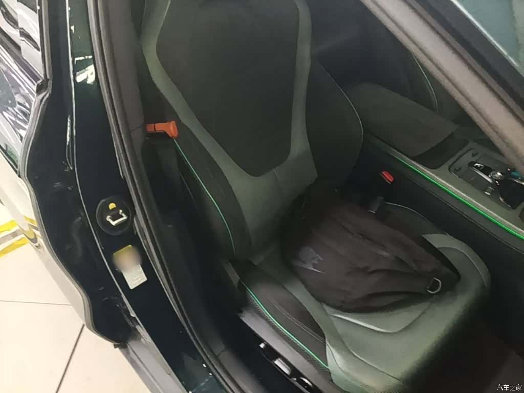 BYD Han, 2023 25