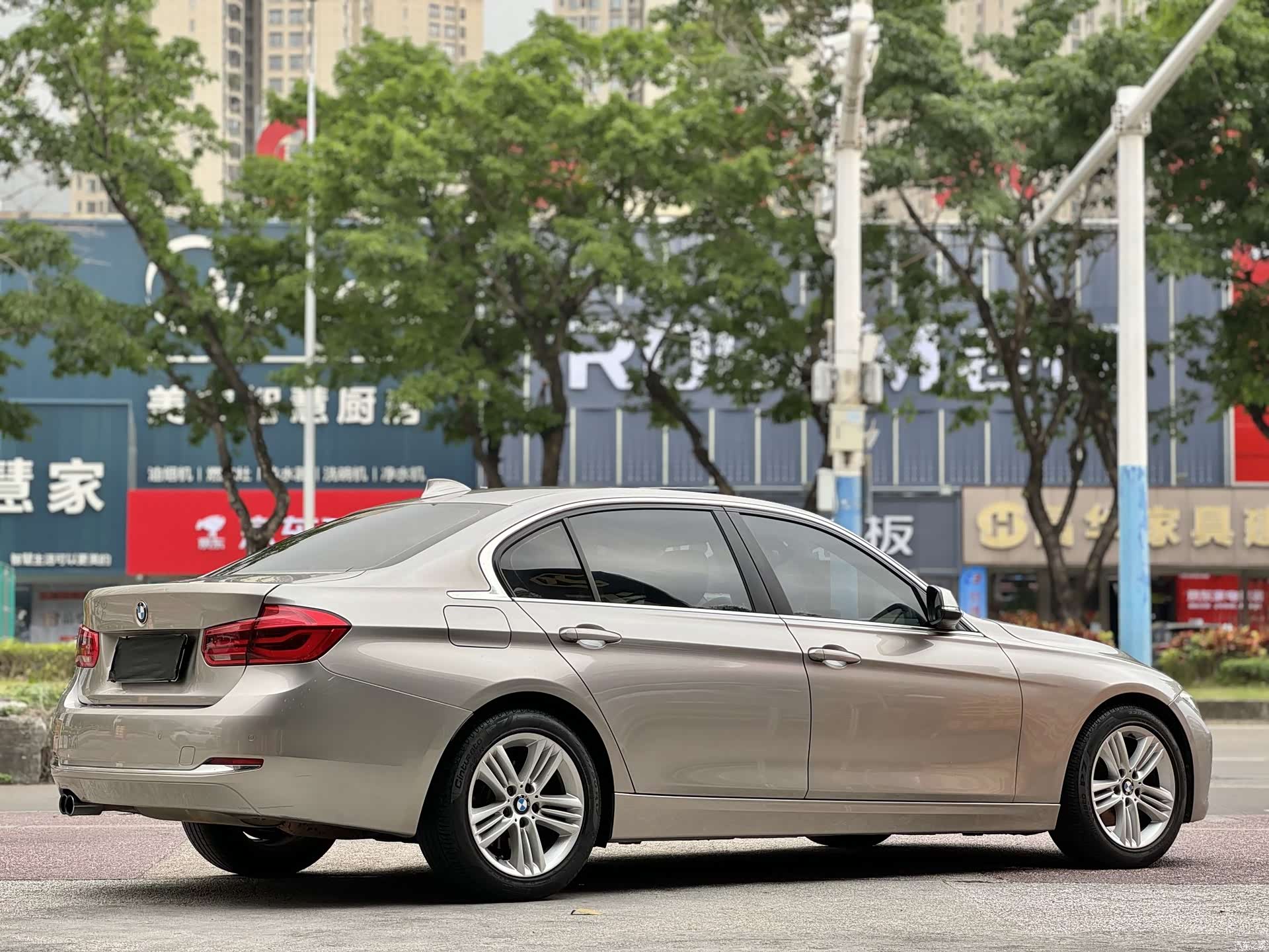 BMW 3 Series, 2017 18