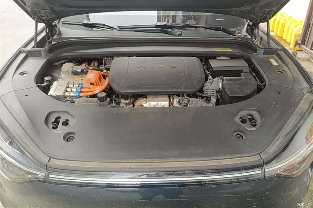 AITO M9, 2024 10