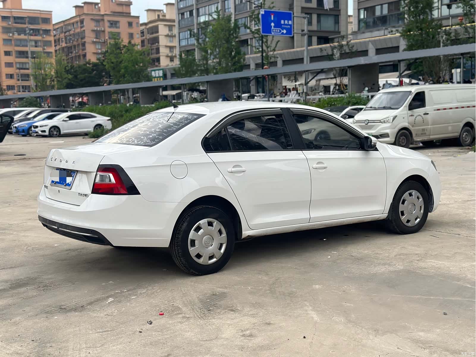 Skoda Rapid, 2019 4