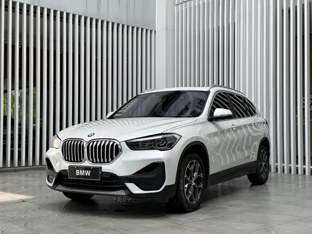 BMW X1 2021 — купить из Китая под заказ