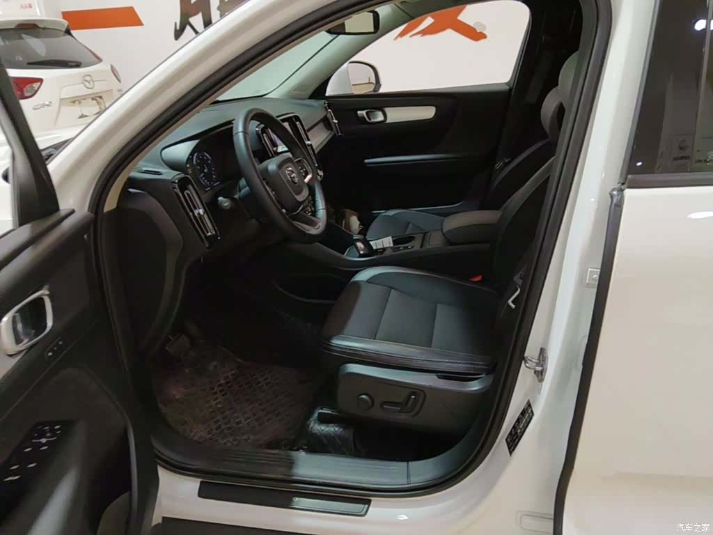 Volvo XC40, 2019 15