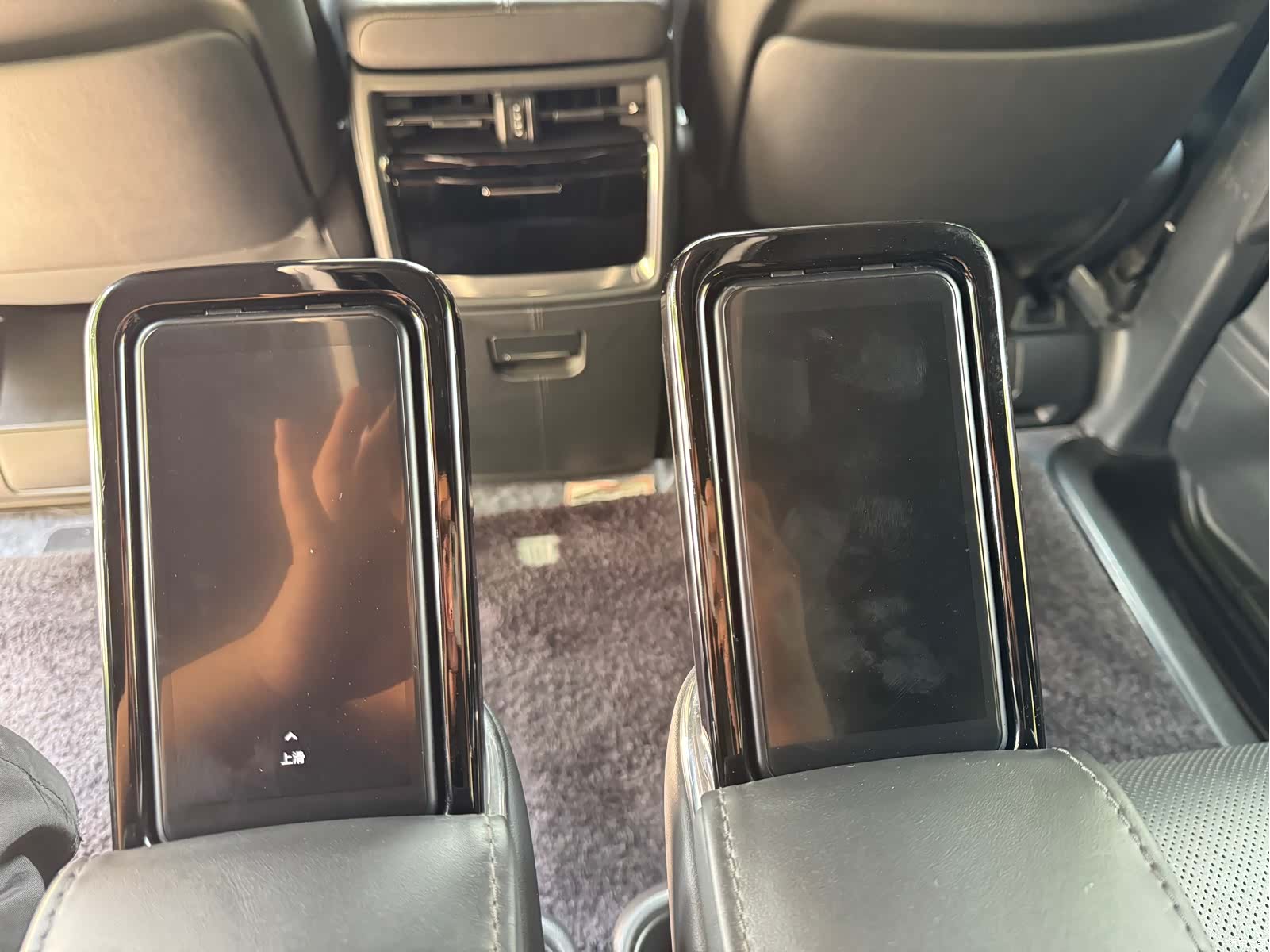Toyota Vellfire, 2024 11