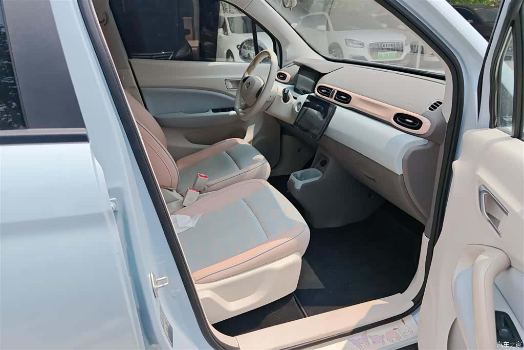 Leapmotor T03, 2024 8
