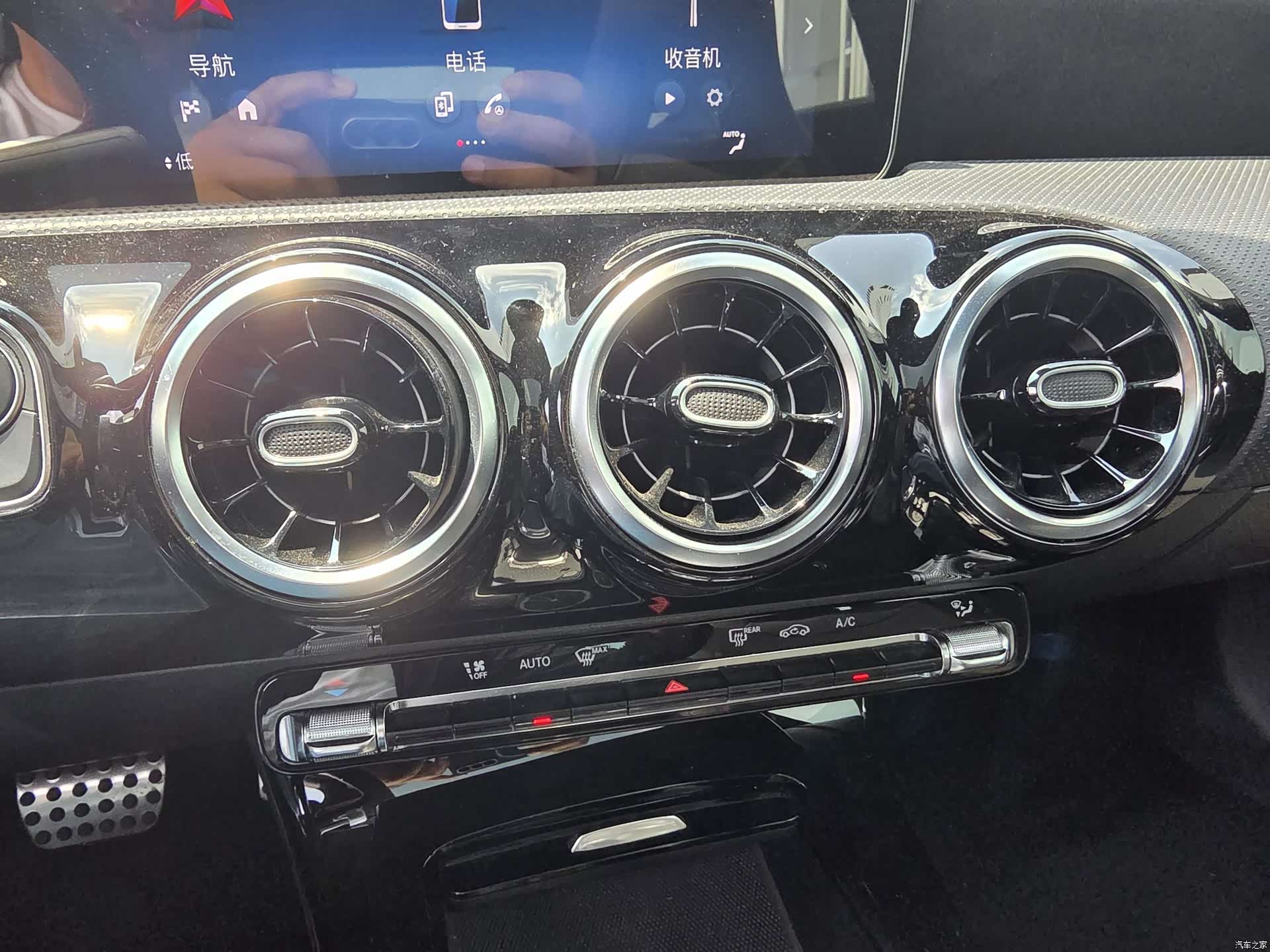 Mercedes-Benz CLA, 2025 16