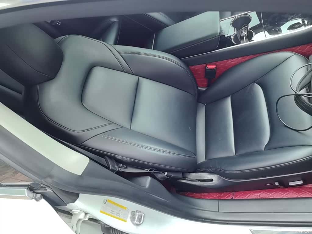 Tesla Model 3, 2020 25