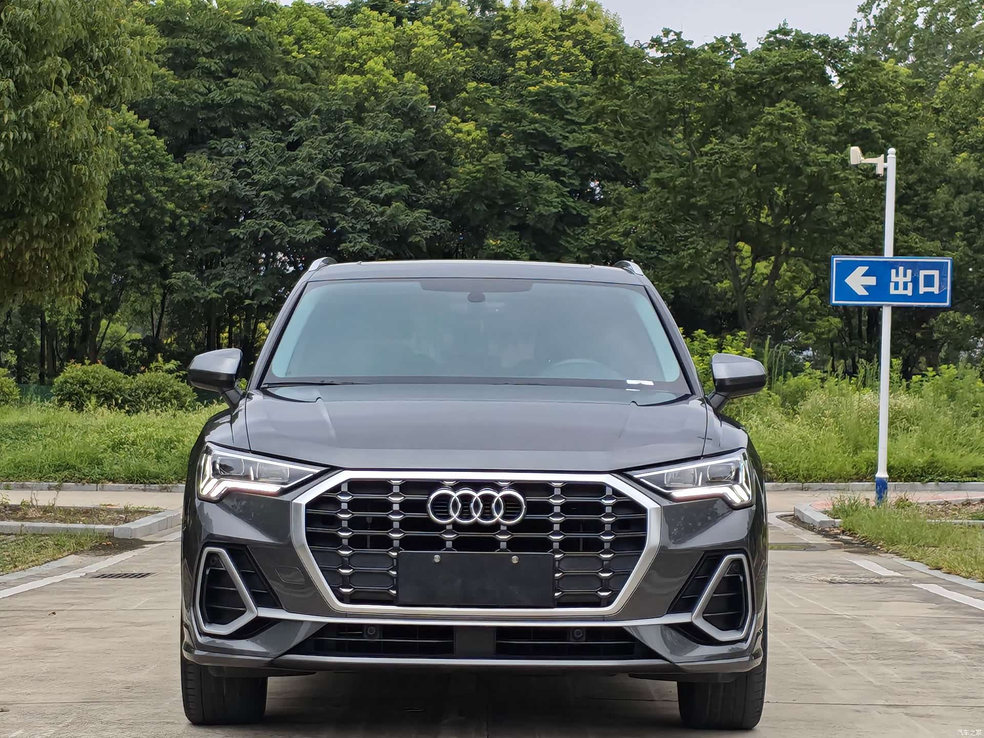 Audi Q3, 2022 2