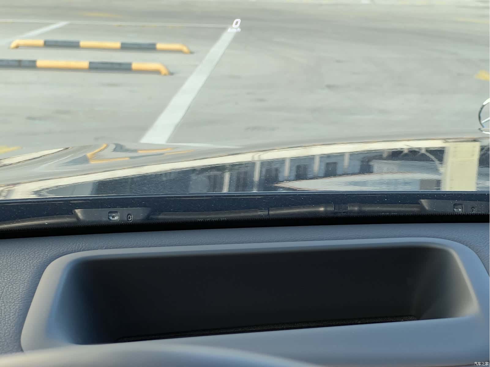 Mercedes-Benz S-Class, 2023 14