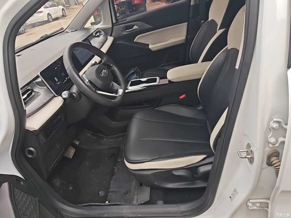 Geely E, 2024 15