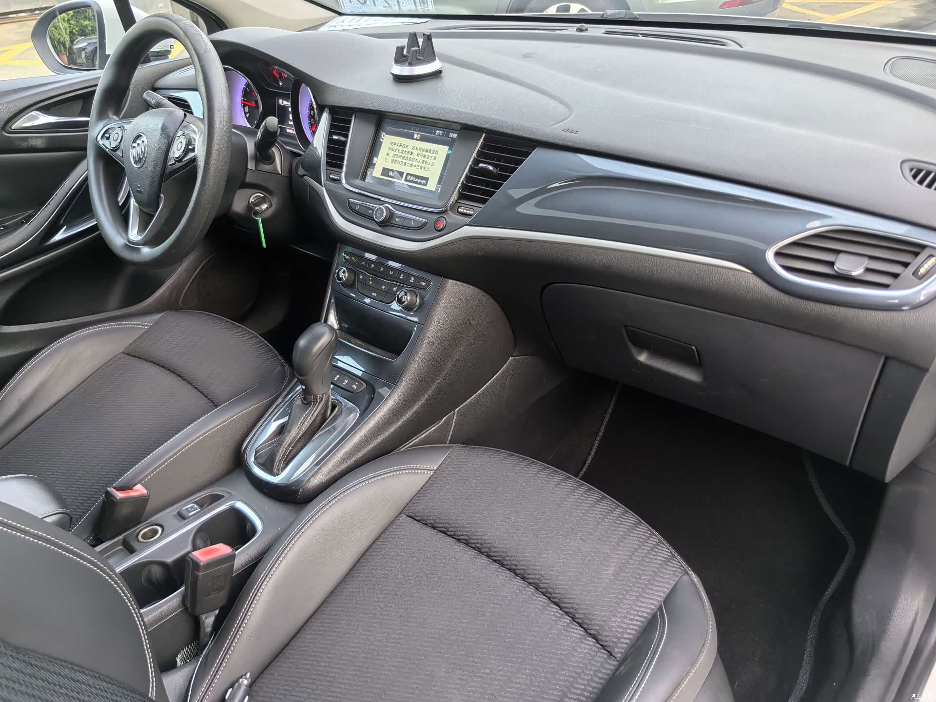 Buick Verano, 2016 13