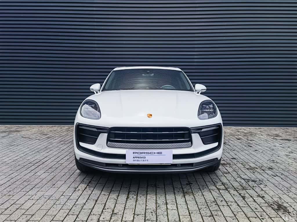 Porsche Macan, 2026 1