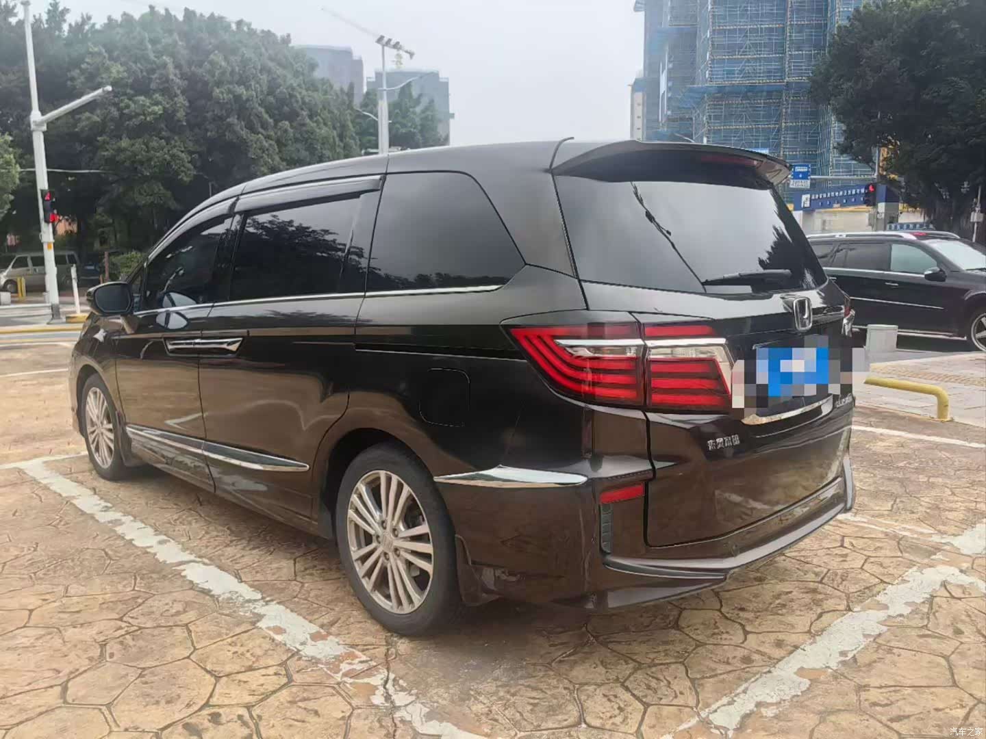 Honda Elysion, 2016 4
