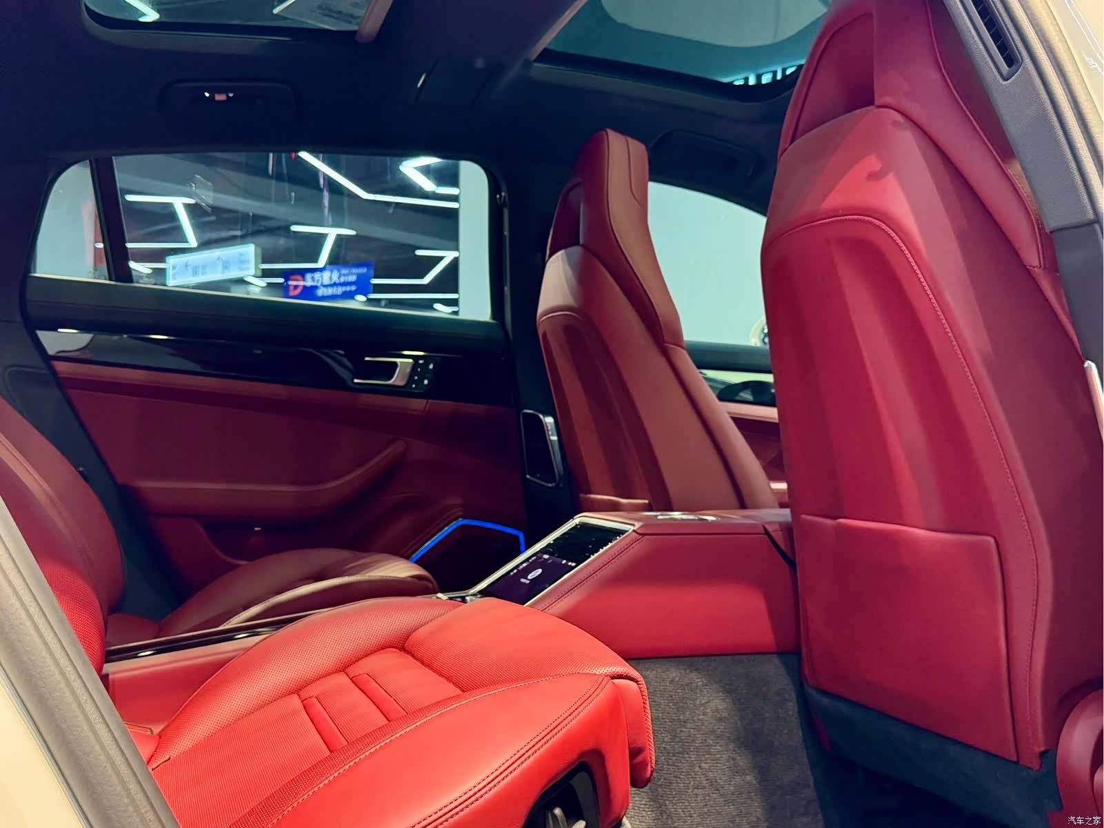 Porsche Panamera, 2022 11