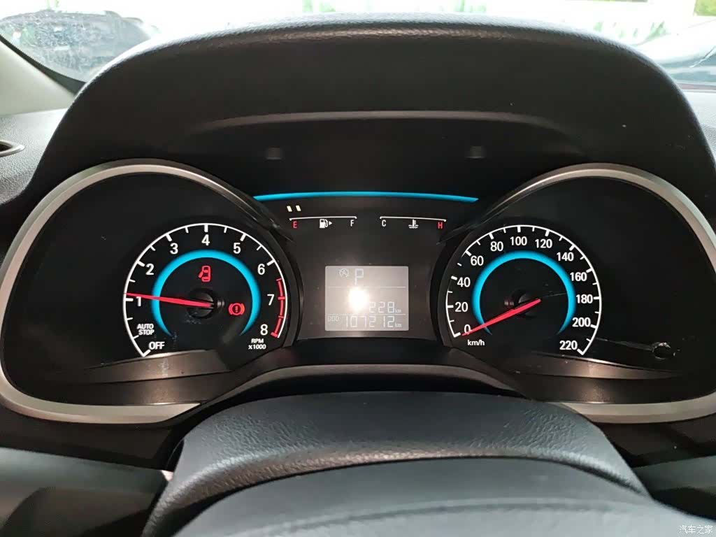 Chevrolet 320, 2018 7