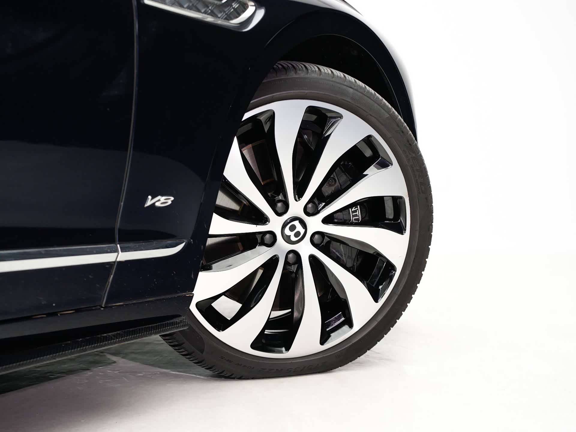 Bentley Flying Spur, 2022 11