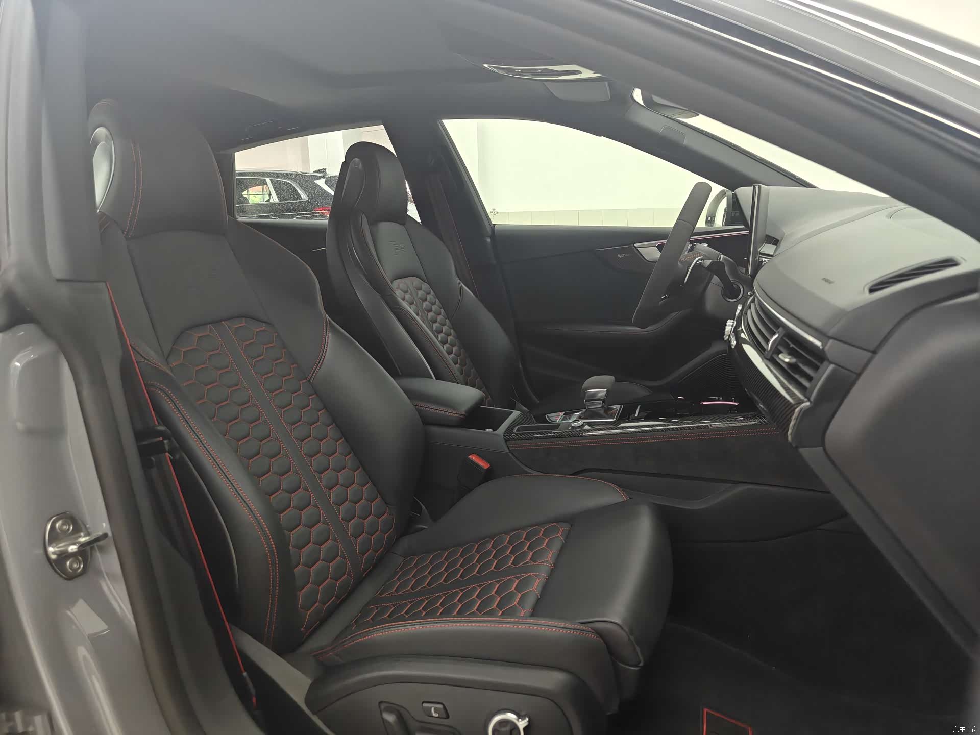 Audi RS, 2025 13