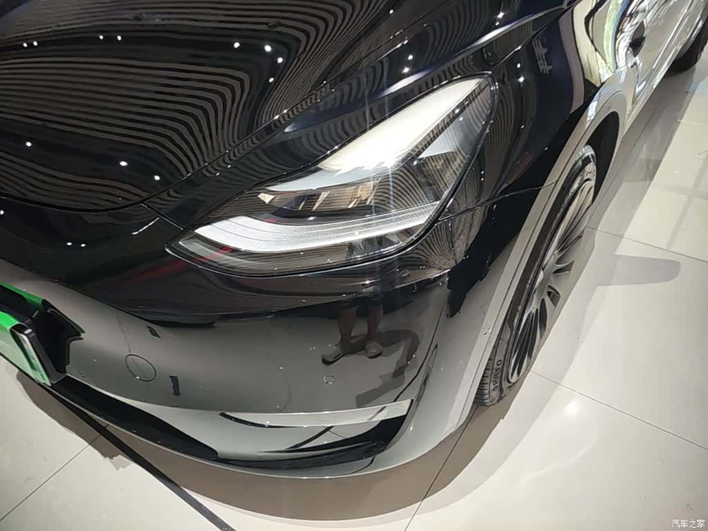 Tesla Model Y, 2021 24