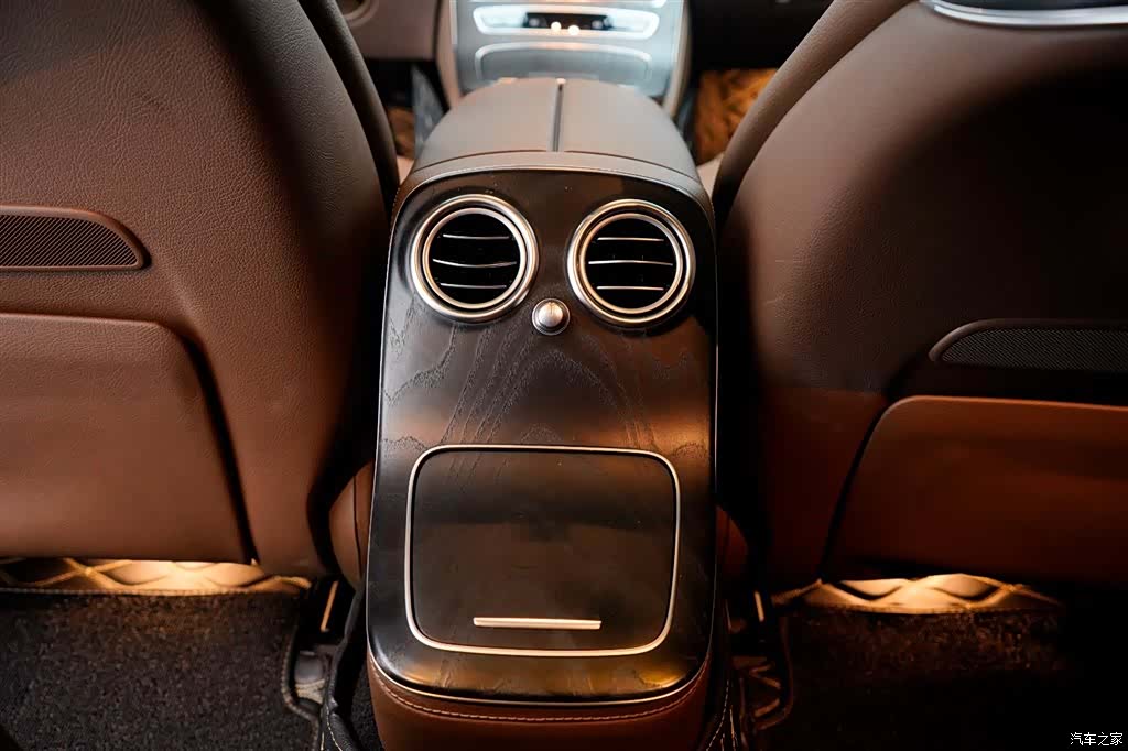 Mercedes-Benz E-Class, 2021 17