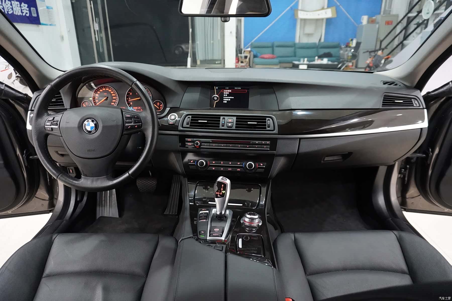 BMW 5 Series, 2013 9