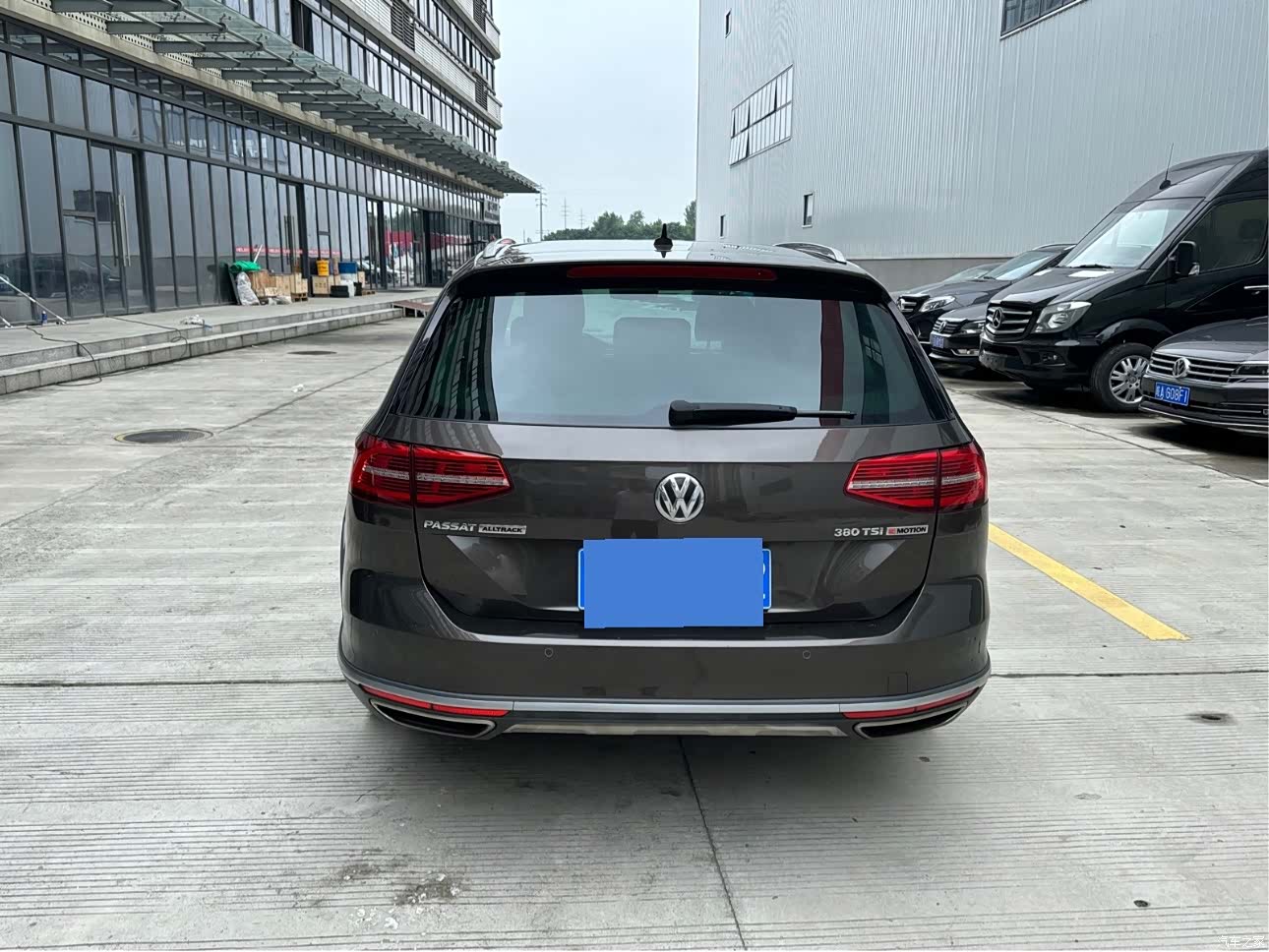 Volkswagen Variant, 2017 все фото