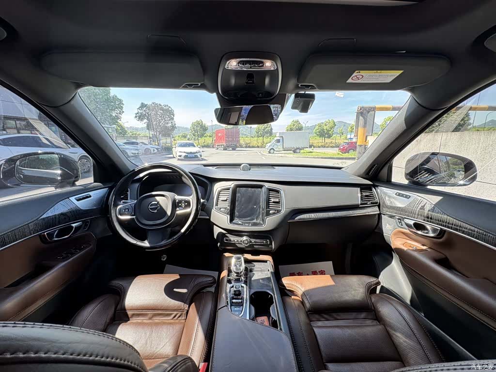 Volvo XC90, 2020 все фото