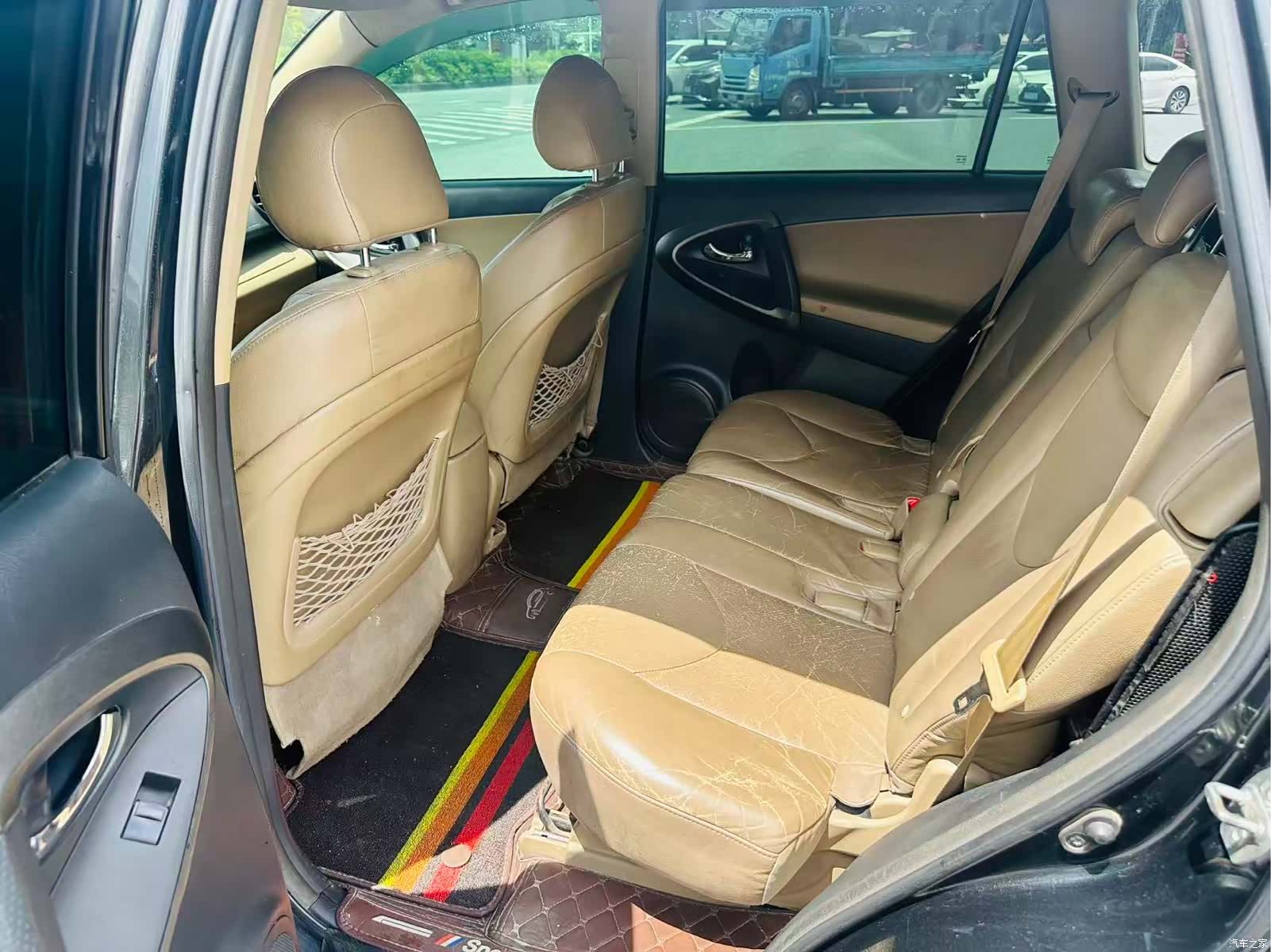 Toyota RAV4, 2012 9