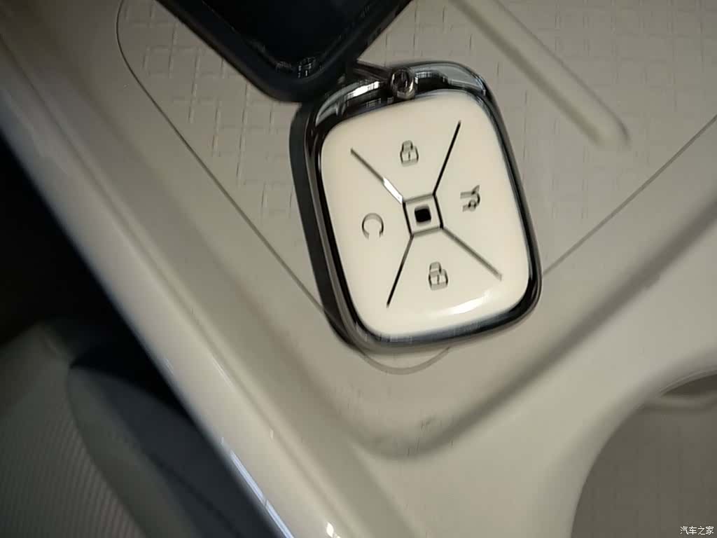 BAIC T1, 2025 9