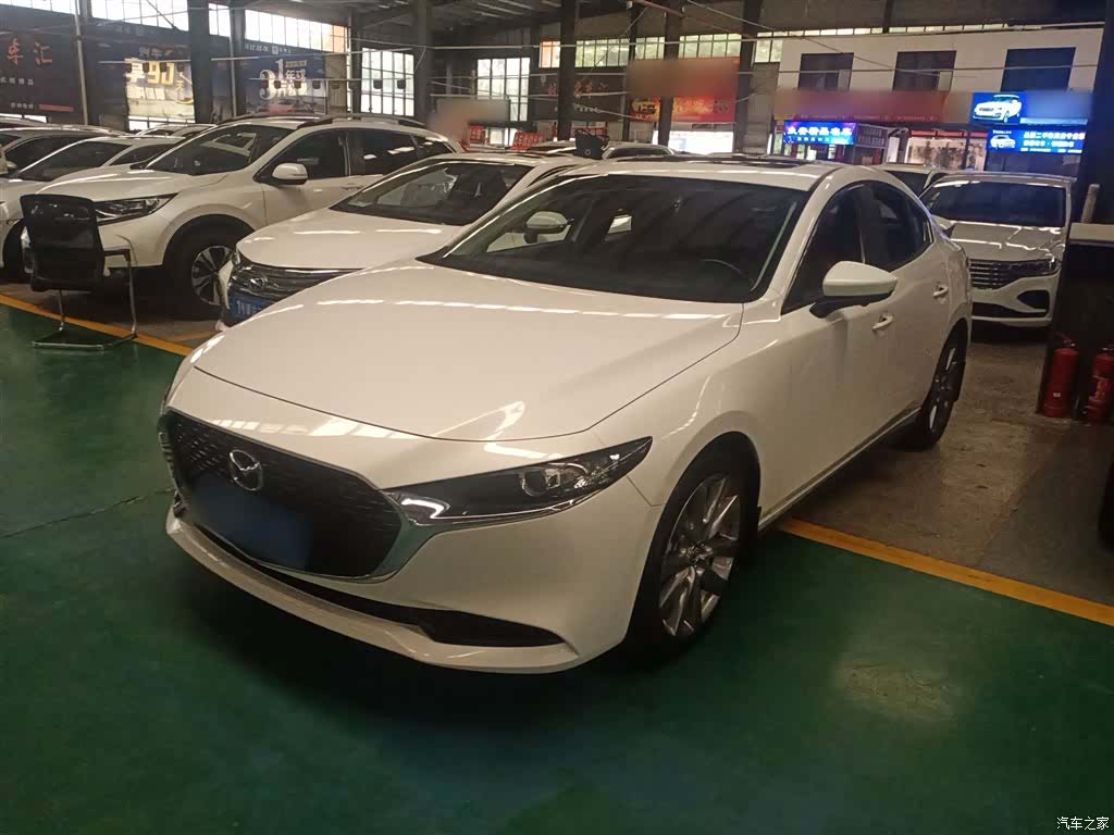 Mazda Mazda3, 2024 1