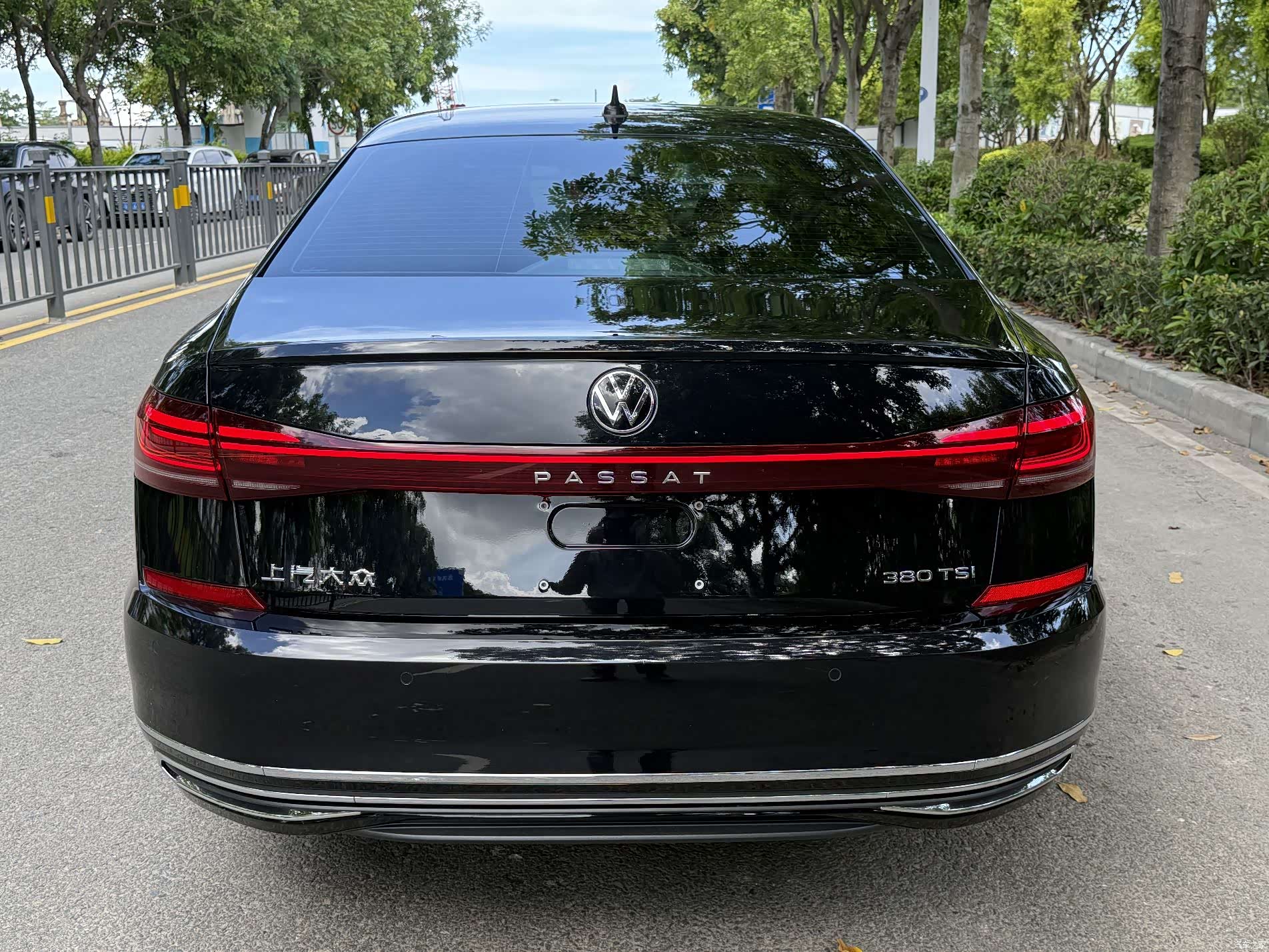 Volkswagen Passat, 2024 все фото