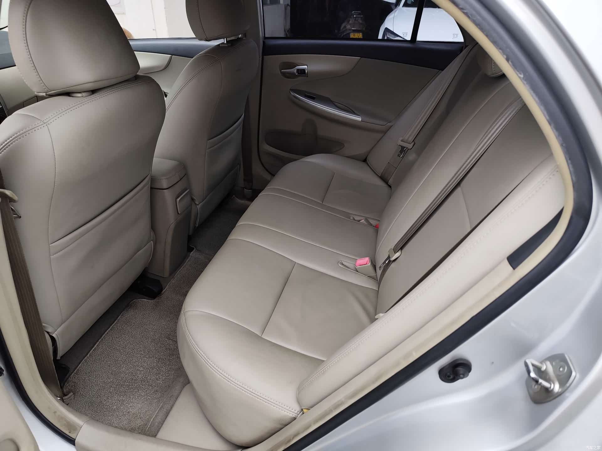 Toyota Corolla, 2013 7